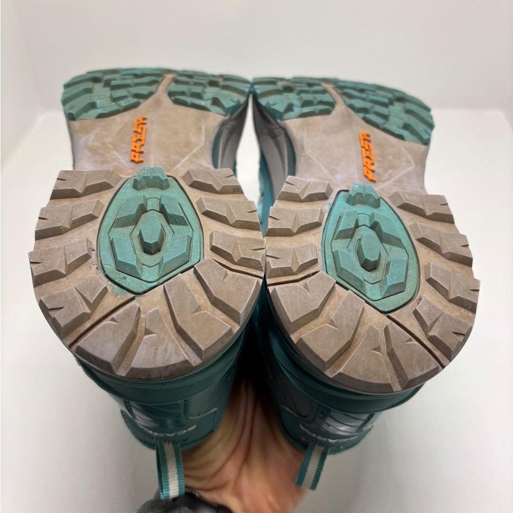 SCARPA Rush Trail Running Shoes Women’s 10 men’s 9 Teal  Vibram Hiking Sneakers - Picture 10 of 16